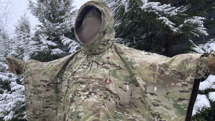 Чому варто мати пончо в військовому екіпіруванні