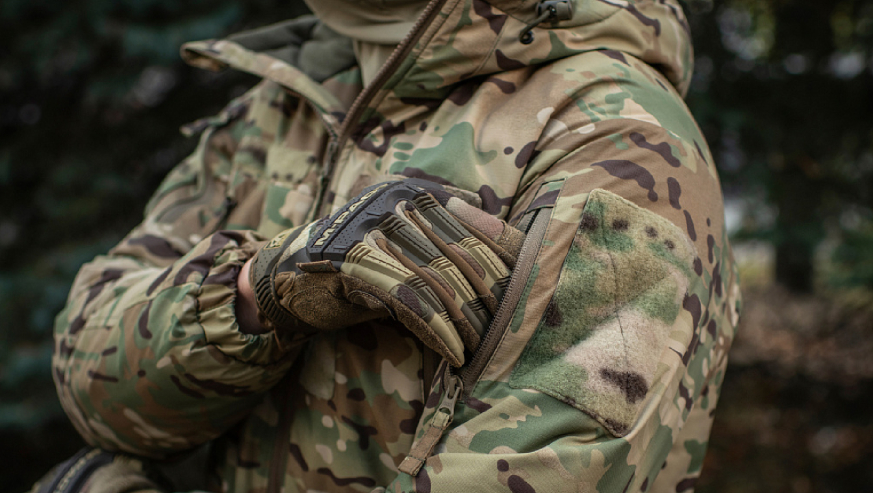 Тактичні куртки vs. звичайні міські зимові куртки