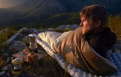 Що врахувати при використанні літнього спальника в польових умовах?