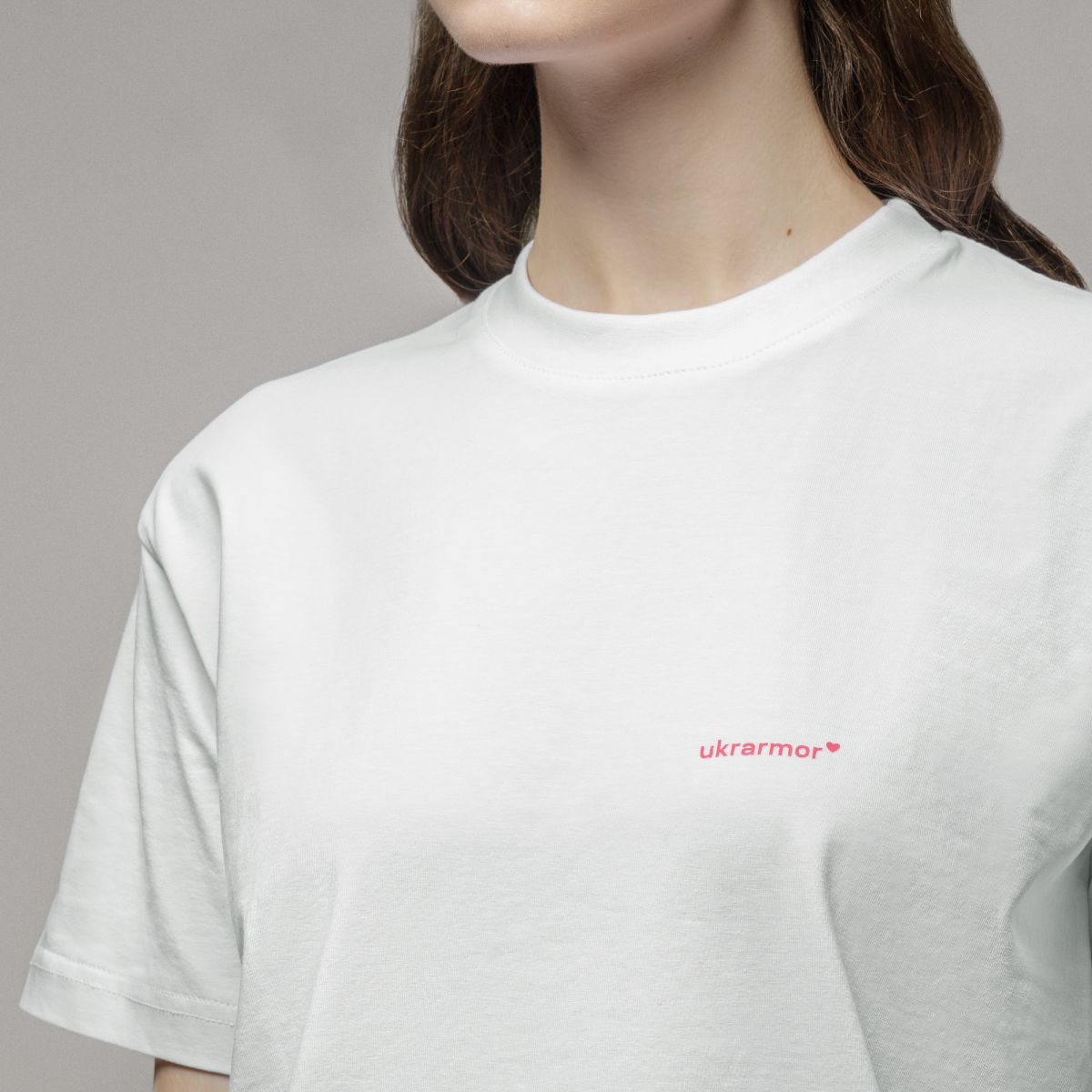 Женская футболка с логотипом Ukrarmor Only for women. Белый 3