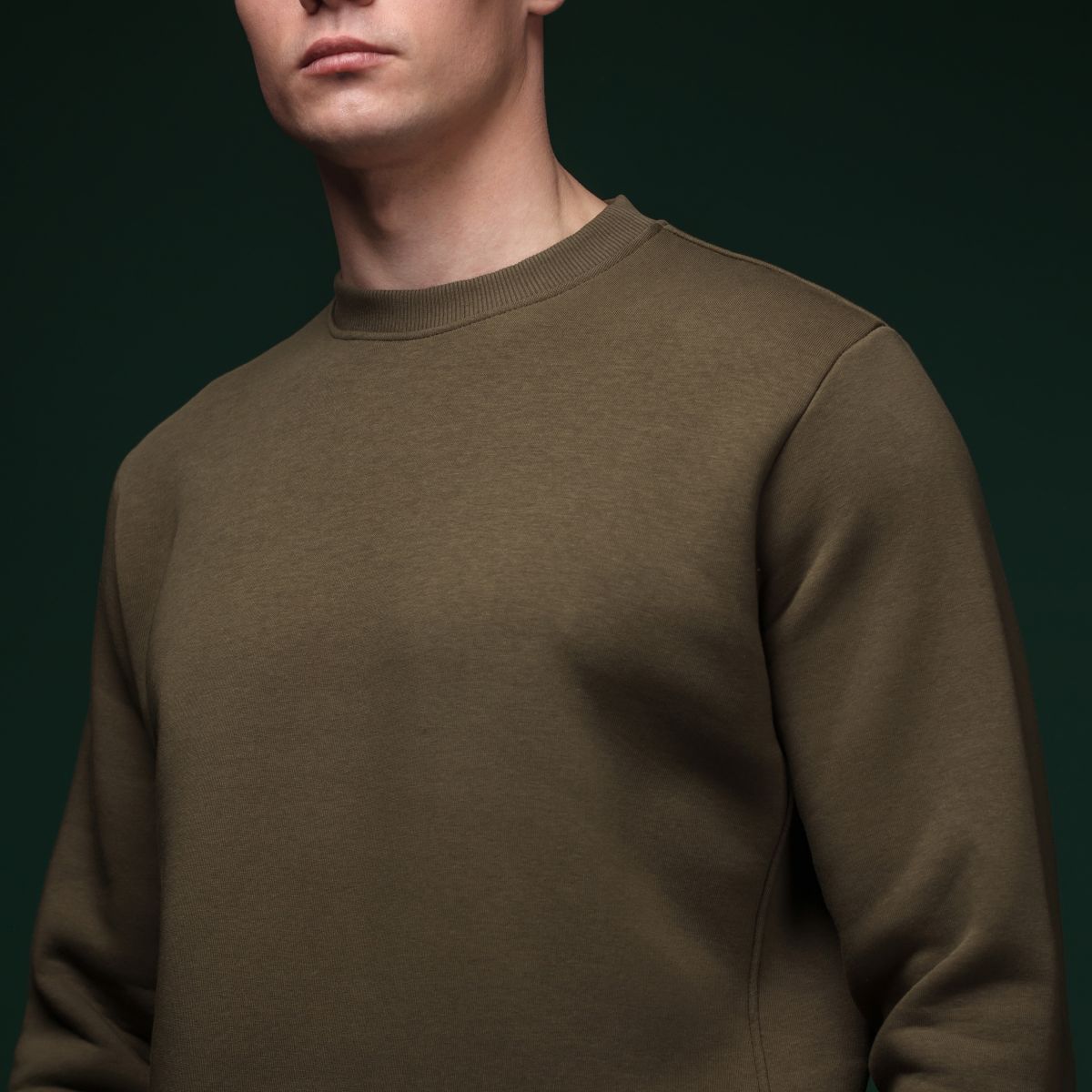 Свитшот Base Soft Sweatshirt. Свободный стиль. Цвет Олива/Olive. Размер S 3