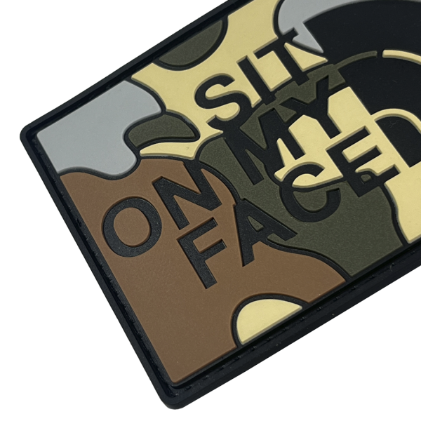 Патч (шеврон) «Sit on my face» от А.Т.А.К.А. Мягкий ПВХ пластик. Мультикам 2