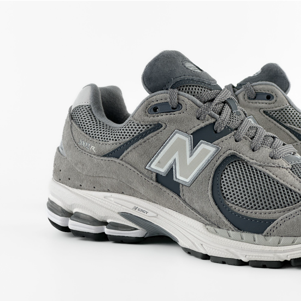 Кроссовки New Balance 2002R. Steel with Lead and Orca 3