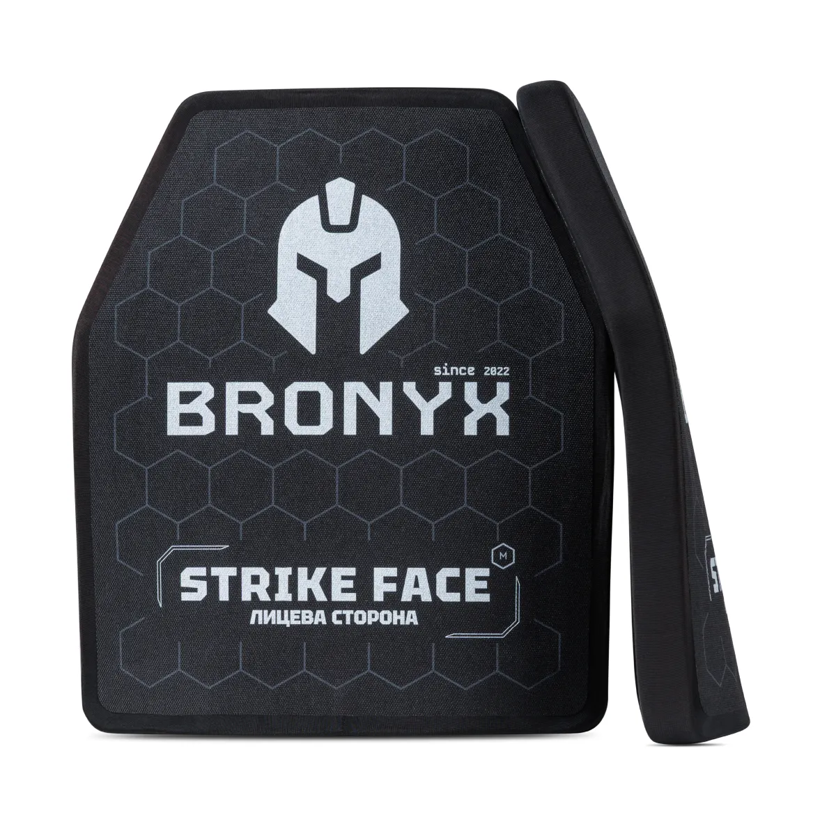 Поліетиленова бронеплита 3 класу Bronyx. Вага 1.42 кг. Розмір М (25х30 см) 2