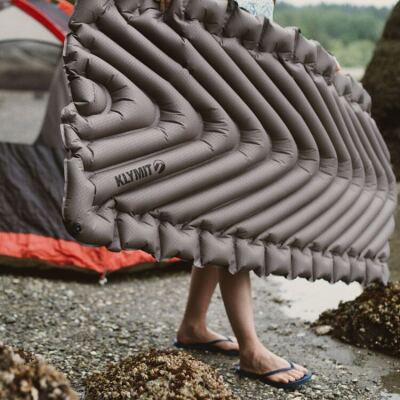 Спальний килимок (каремат) утеплений надувний "Klymit Insulated Static V Recon 2020" Coyote-Sand