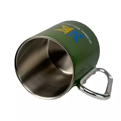 Тактична кружка Global Ballistics з карабіном та кольоровим принтом. Олива