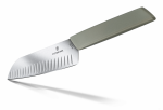 Ніж Victorinox кухонний Swiss Modern Santoku Fluted, 17 см, олива, блістер