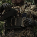 Боковой правосторонний эластичный подсумок для магазинов АК/AR и турникетов открытого типа с креплением на липучке. Пиксель (мм-14) 4 Боковой правосторонний эластичный подсумок для магазинов АК/AR и турникетов открытого типа с креплением на липучке. Пиксель (мм-14) 4