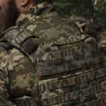 Бронежилет 5 класса (PRO). Вес 4.8 кг. Керамические плиты 1.86 кг. Пиксель (мм-14) 9