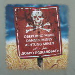 Футболка з малюнком "Dangerous Mines" Foliage Green 3 Футболка з малюнком "Dangerous Mines" Foliage Green 3