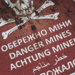 Футболка с рисунком "Dangerous Mines" Olive Drab 6 Футболка с рисунком "Dangerous Mines" Olive Drab 6