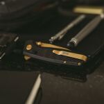 Розкладний ніж SOG Terminus XR LTE, Carbon/Gold 9 Розкладний ніж SOG Terminus XR LTE, Carbon/Gold 9