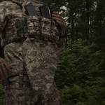 Противоосколочный фартук 1-го класса защиты (с баллистическим пакетом). Размер XL. Пиксель (мм-14) 8 Противоосколочный фартук 1-го класса защиты (с баллистическим пакетом). Размер XL. Пиксель (мм-14) 8