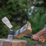 Топор универсальный Fiskars X17. Оранжевый 2 Топор универсальный Fiskars X17. Оранжевый 2
