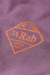 Футболка чоловіча Rab Stance Basecamp Badge Print Tee, Dark Iris 2 Футболка чоловіча Rab Stance Basecamp Badge Print Tee, Dark Iris 2