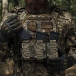 Одинарный эластичный подсумок под магазины АК/АR открытого типа. Крепление MOLLE. Пиксель (мм-14) 6 Одинарный эластичный подсумок под магазины АК/АR открытого типа. Крепление MOLLE. Пиксель (мм-14) 6